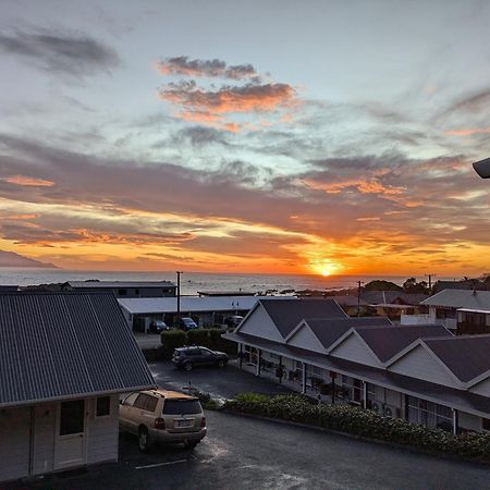 凯库拉爱德米拉科特汽车旅馆 外观 照片