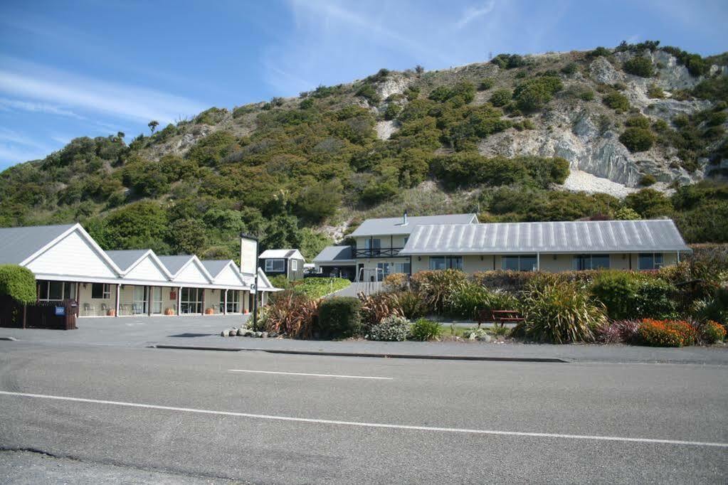 凯库拉爱德米拉科特汽车旅馆 外观 照片